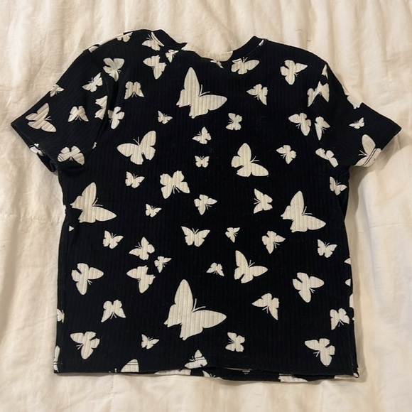Wild‎ Fable Black Butterfly Girls Medium Ribbed baby Tee - Picture 2 of 4